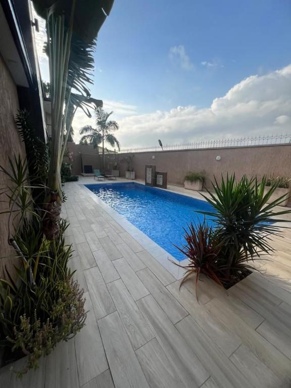 A LOUER UN APPARTEMENT DE 4 PIÈCES HAUT STANDING, RIVIÉRA ATTOBA à Abidjan - Photo 1
