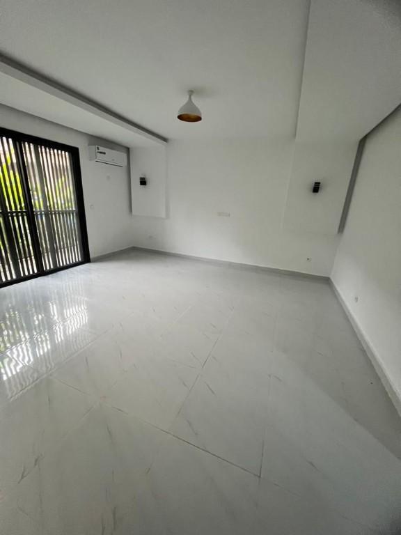 A LOUER UN APPARTEMENT DE 4 PIÈCES HAUT STANDING, RIVIÉRA ATTOBA à Abidjan - Photo 7