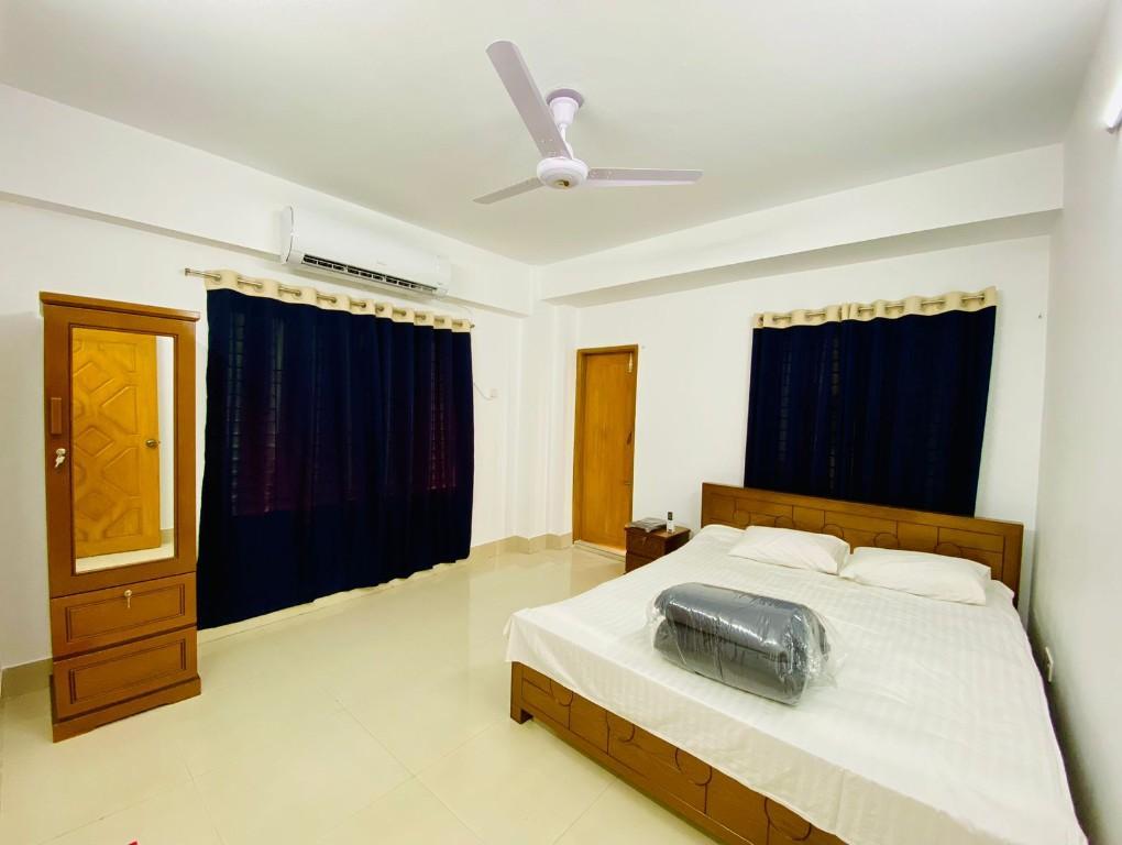 Furnished 2-Bedroom Apartment Rent in Bashundhara R/A in Bangladesh - Image 2