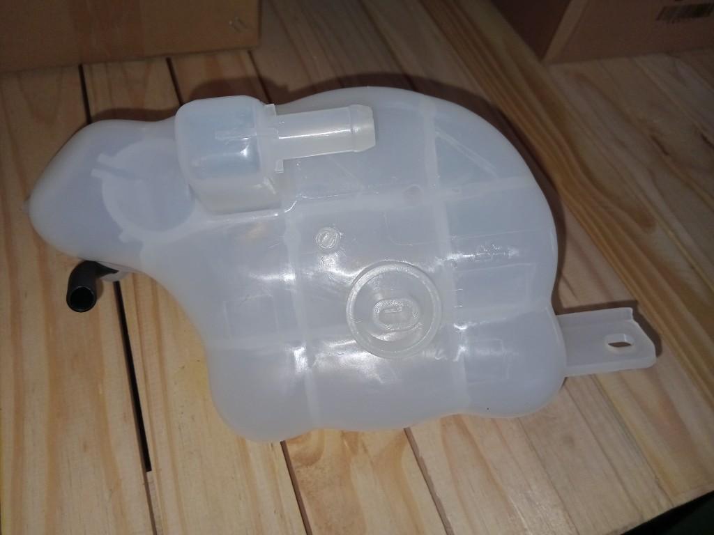 JEEP WATER BOTTLES FOR SALE in South Africa - Image 4