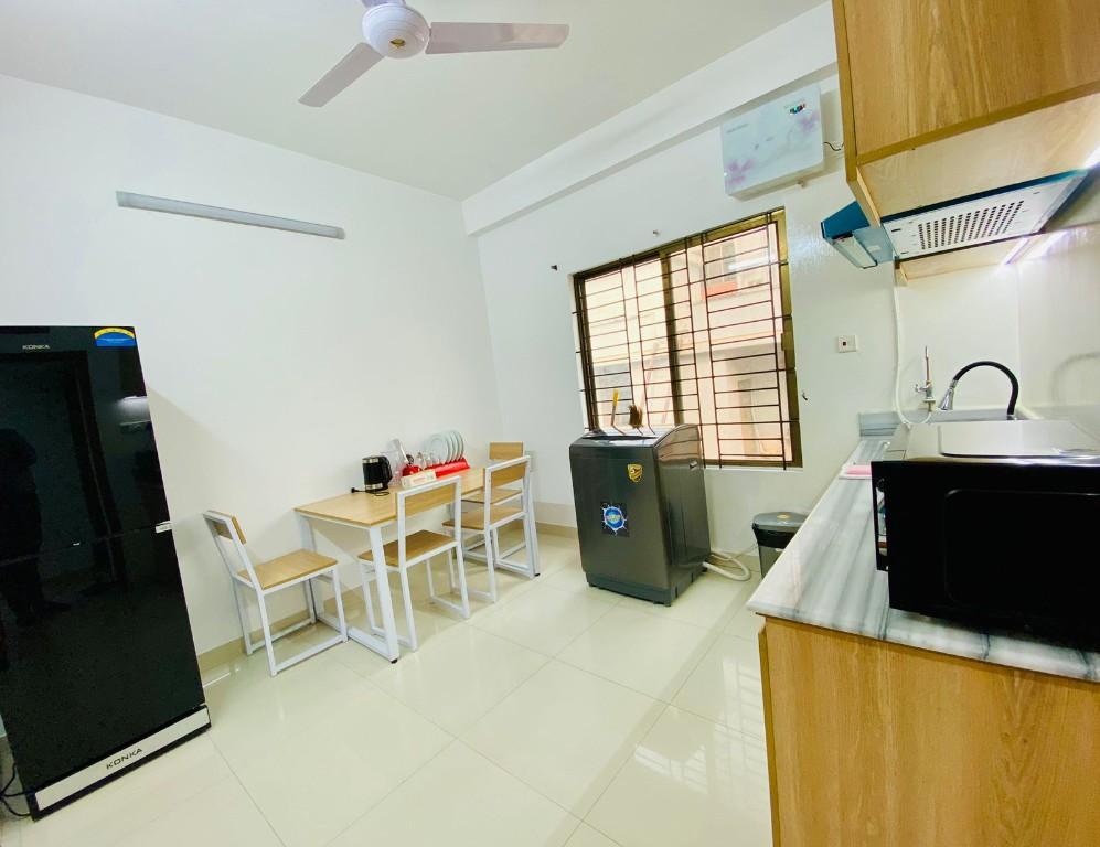 Furnished 3-Bedroom Flat Rent in Bashundhara R/A,Dhaka in Bangladesh - Image 4