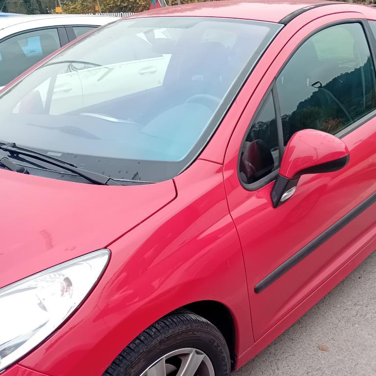 PEUGEOT 207 ROJO en Ourense - Imagen 3