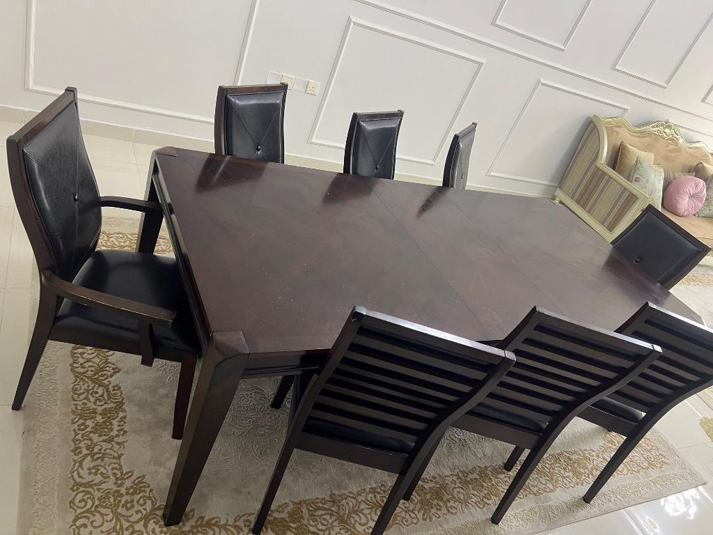 Dining table with eight chairs in United Arab Emirates - Image 7