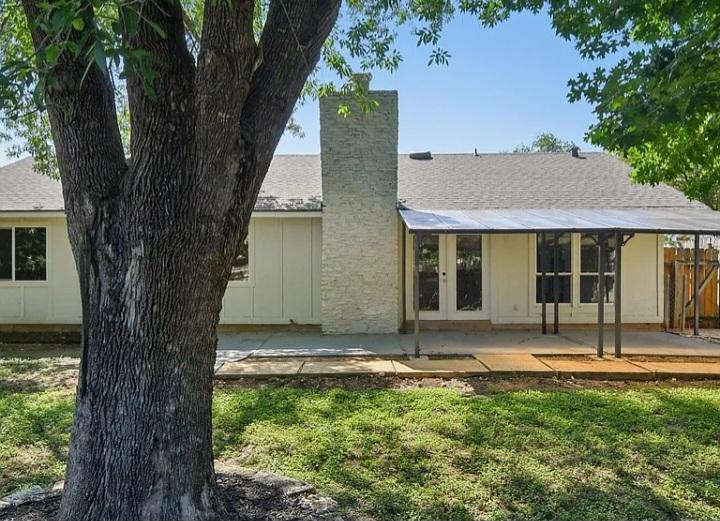 BEAUTIFUL SINGLE FAMILY RESIDENCE FOR RENT in Austin - Image 2