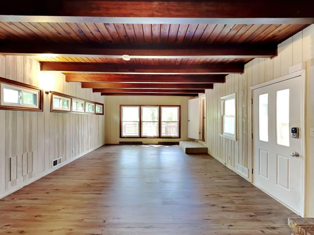 Single Family Home in Minneapolis - Image 3