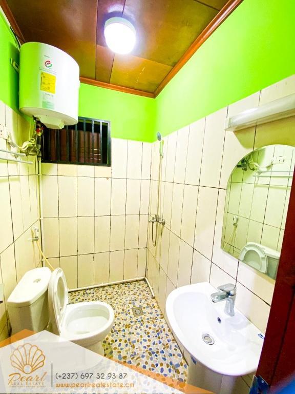 APPARTEMENT 3 CHAMBRES - HAUT STANDING – NOUVELLE ROUTE BASTOS au Cameroun - Photo 7