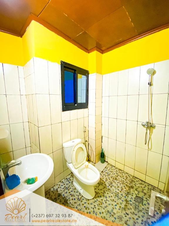 APPARTEMENT 3 CHAMBRES - HAUT STANDING – NOUVELLE ROUTE BASTOS au Cameroun - Photo 8