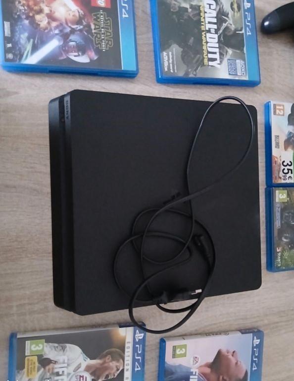 Console ps4 slim en France - Photo 2