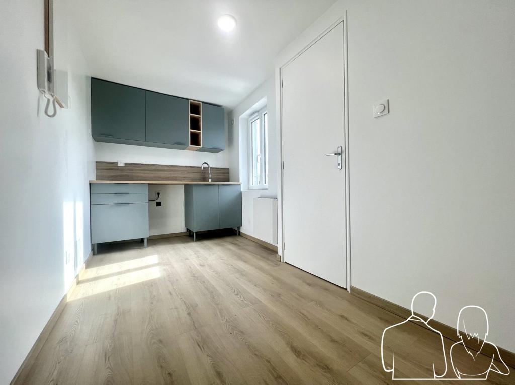 APPARTEMENT TYPE T2 - CENTRE VILLE à Lisieux - Photo 1
