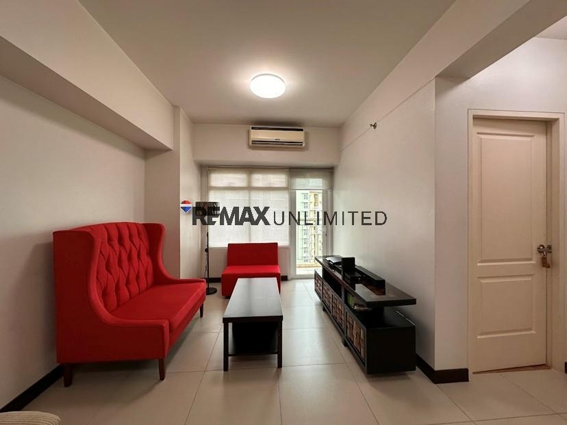 Rush For Sale Aston, Two Serendra in Bayanan - Image 9