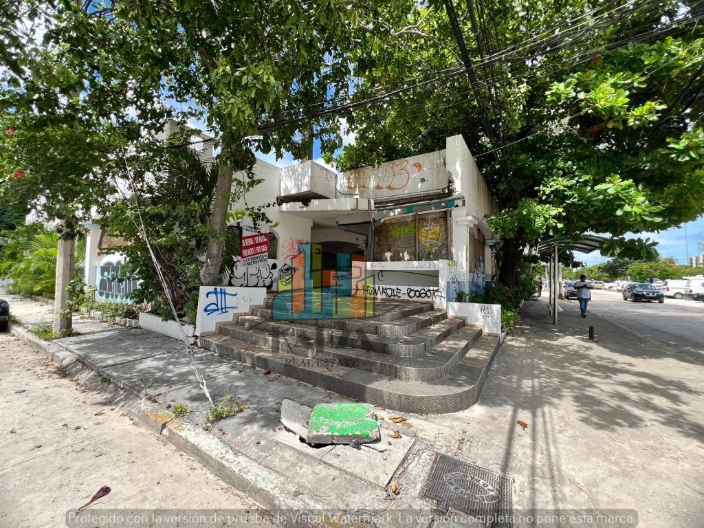Local en VENTA o RENTA en Canc?n en México - Imagen 1