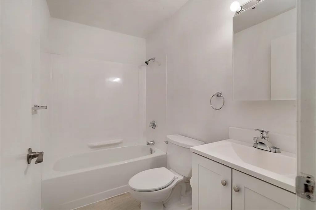 A BEAUTIFUL 1BED CONDO FOR RENT in Boston - Image 2