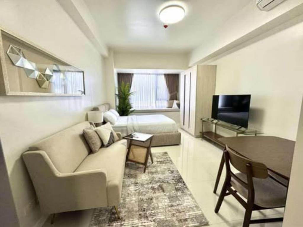 Fully Furnished Studio for Rent Mandani Bay Tower 2 in Liloan - Image 7