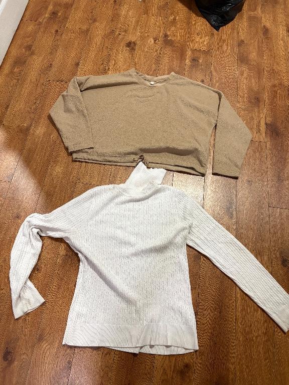 Two Sweaters good condition in Brampton - Image 2