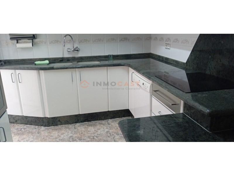 Venta de edificio en Ontinyent - Imagen 1