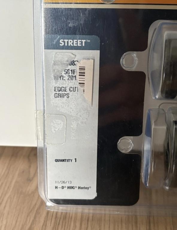 Harley Davidson Edge Cut Handgriffe Fits 15 XG Models in Langen - Bild 2
