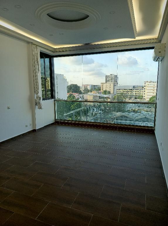 LOCATION APPARTEMENT T4 ZONE 4 en Côte d’Ivoire - Photo 8