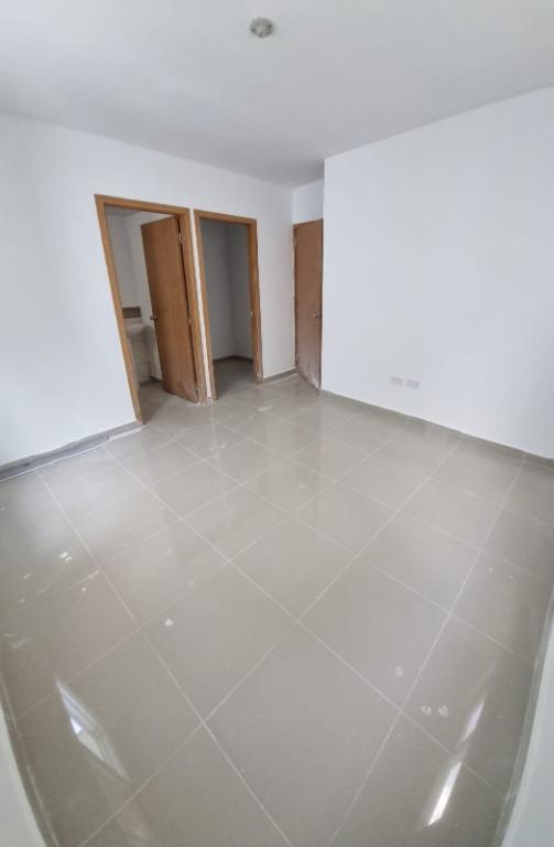 APARTAMENTOS EN AVENIDA JACOBO MAJLUTA en la República Dominicana - Imagen 9