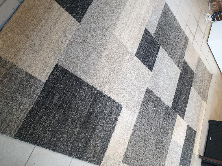 Prestige Tri-Colour Turkish Rug in Sydney - Image 2