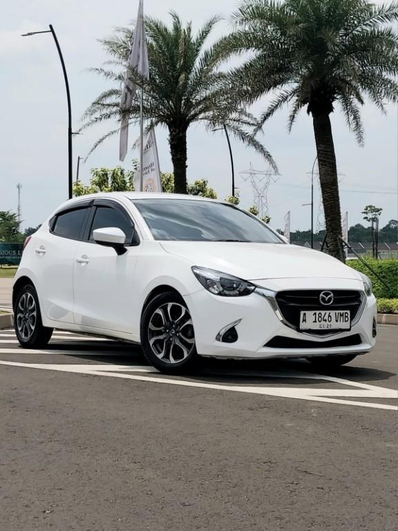 MAZDA 2 R MATIC 2018 WHITE MET (DP 5 JUTA) in Tangerang - Image 2