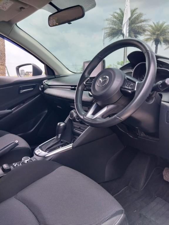 MAZDA 2 R MATIC 2018 WHITE MET (DP 5 JUTA) in Tangerang - Image 6