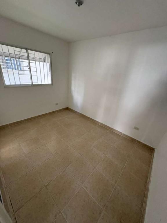 APARTAMENTO EN RENTA – RESIDENCIAL ANTARES DEL ESTE II, CIUDAD J en La Victoria - Imagen 1