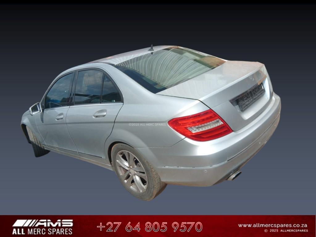 MERCEDES W204 (2013 STRIPPING FOR SPARES in South Africa - Image 3
