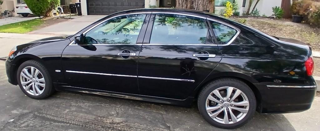 For Sale 2008 Infiniti M35 – Excellent Condition in United States - Image 2