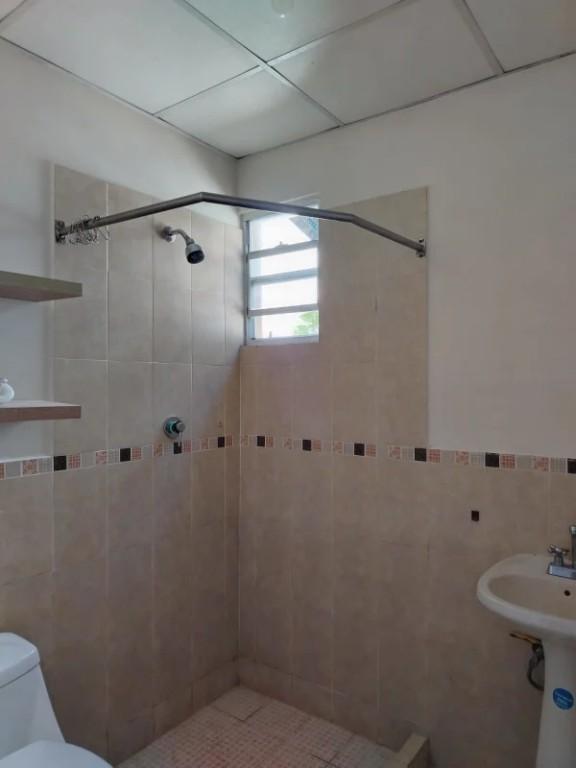 SE ALQUILA CASA - LA CHORRERA, ARBOLEDAS - HOUSE FOR RENT en Panamá - Imagen 7