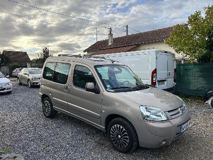 Citroën Berlingo 1.6 HDI 90CH phase 2 à Boulogne-Billancourt - Photo 1