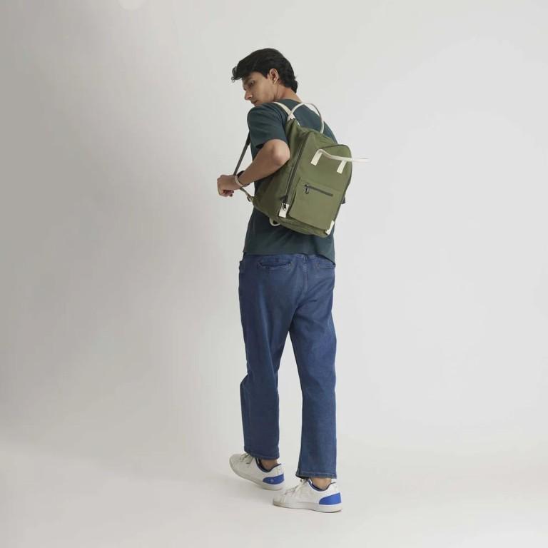 Buy Branded Backpack Online in Daryaganj - Image 3