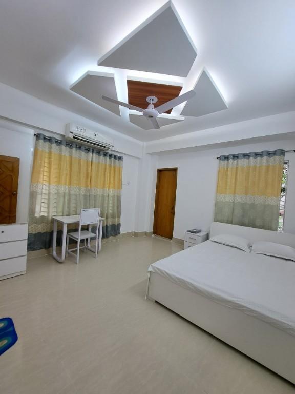 Fully-Furnished 2-Bedroom Apartment Rent in Bashundhara R/A in Bangladesh - Image 1