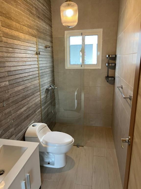APARTAMENTO EN METRO CONTRY CLUB 2000 en Constanza - Imagen 8
