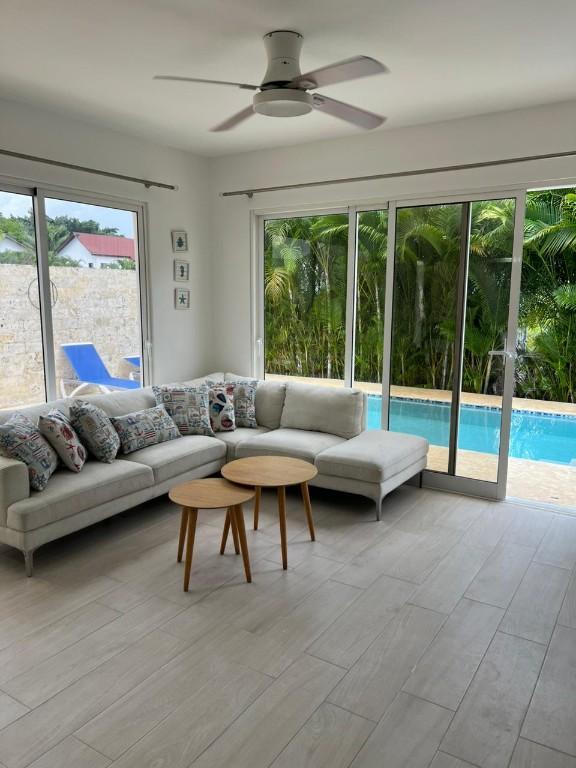 APARTAMENTO EN METRO CONTRY CLUB 2000 en Constanza - Imagen 1