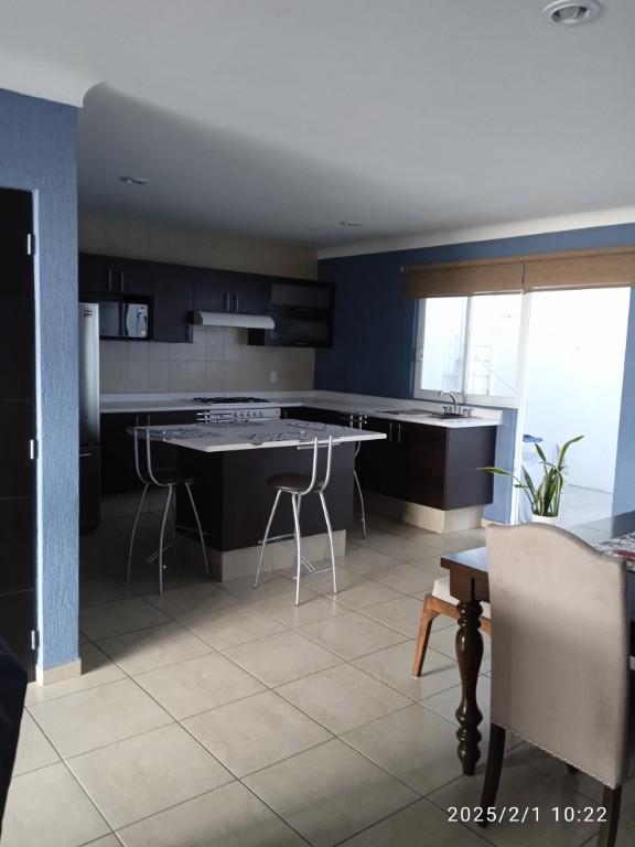 PRECIOSA CASA EN RENTA CONDOMINIO HORIZONTAL EN MILENIO III en Querétaro (QRO) - Imagen 2