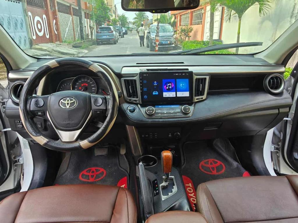 Toyota RAV4 en vente à Abidjan - Photo 4