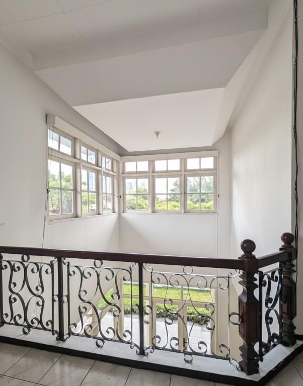TIMELESS & SPACIOUS HOUSE FOR SALE! in Indonesia - Image 6