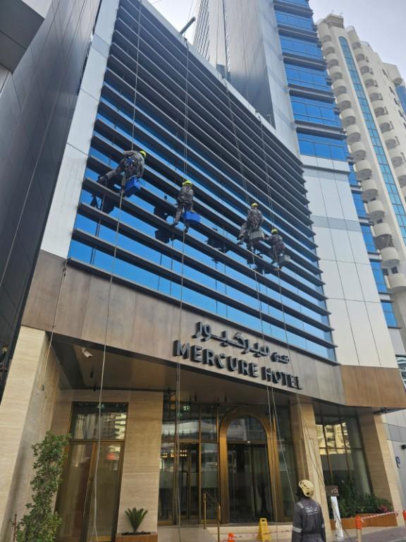 EXTERNAL FACADE CLEANING in United Arab Emirates - Image 1