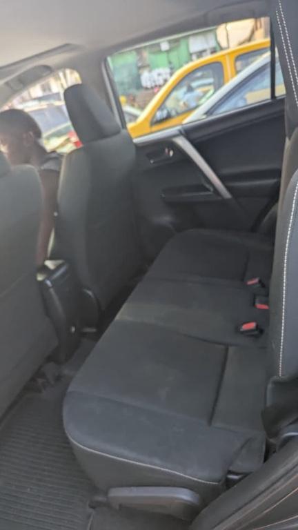Toyota Rav4 AWD 2017 à Yaoundé - Photo 6
