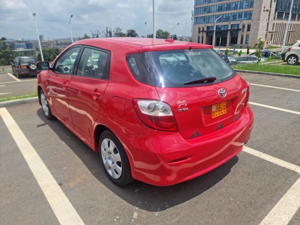 Toyota matrix AWD 2012 à Yaoundé - Photo 4