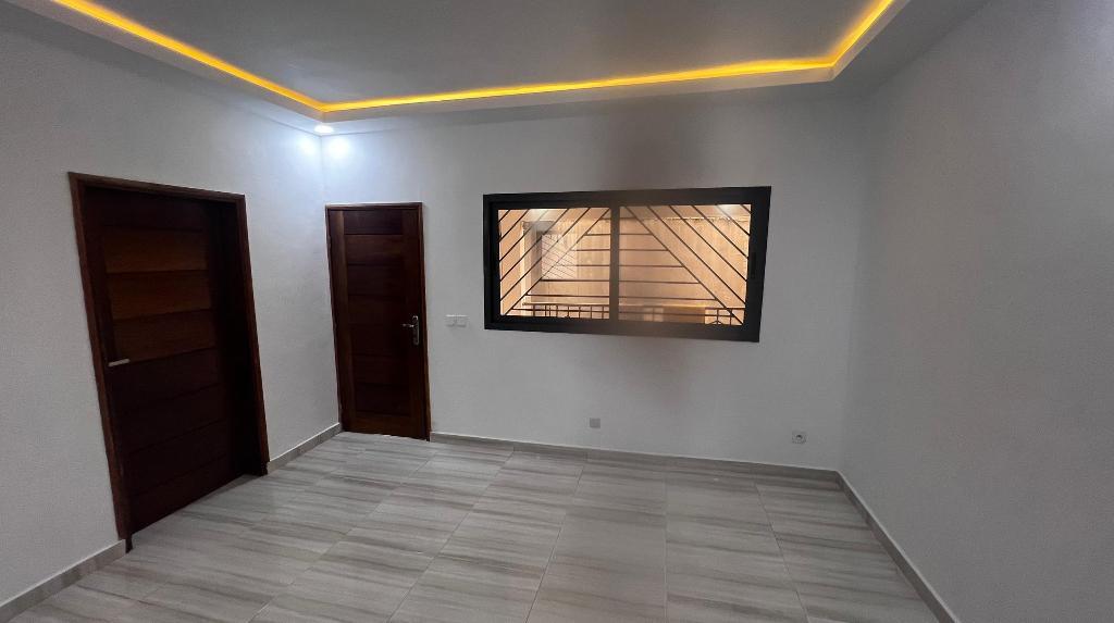 LOCATION MAISON BASSE 4 PIÈCES RIVIERA FAYA en Côte d’Ivoire - Photo 4