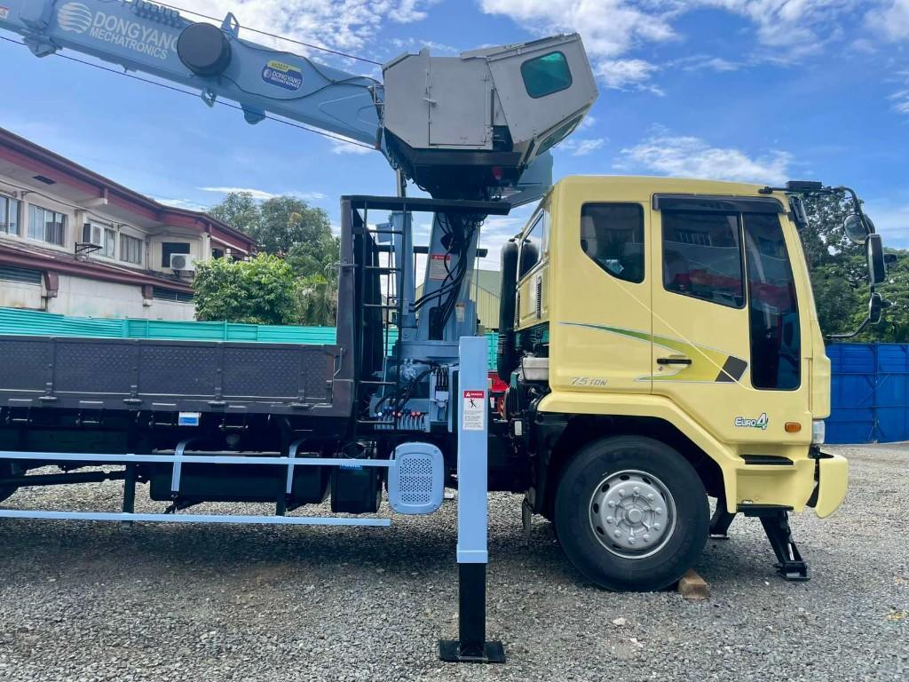 DAEWOO CARGO CRANE/BOOM TRUCK in Malabon - Image 6