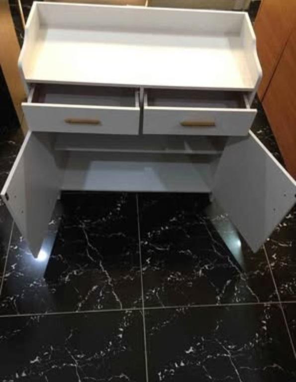 Commode moderne avec rangements en Côte d’Ivoire - Photo 2