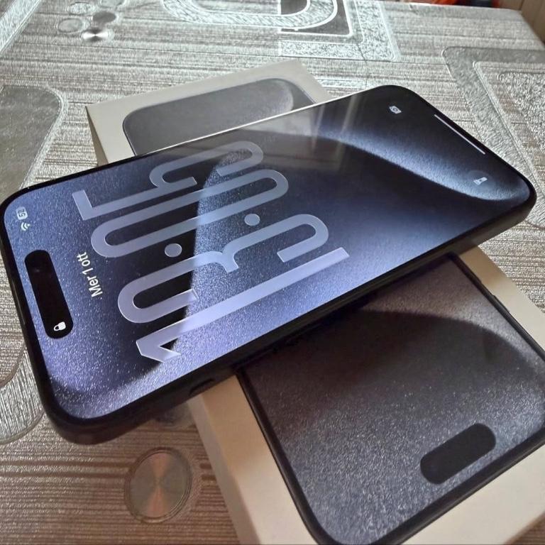 iPhone 15 Pro Max 256 en Alcobendas - Imagen 1