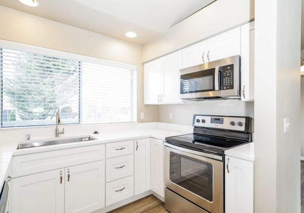 A BLESSED HOME FOR YOUR FAMILY in Auburn - Image 9