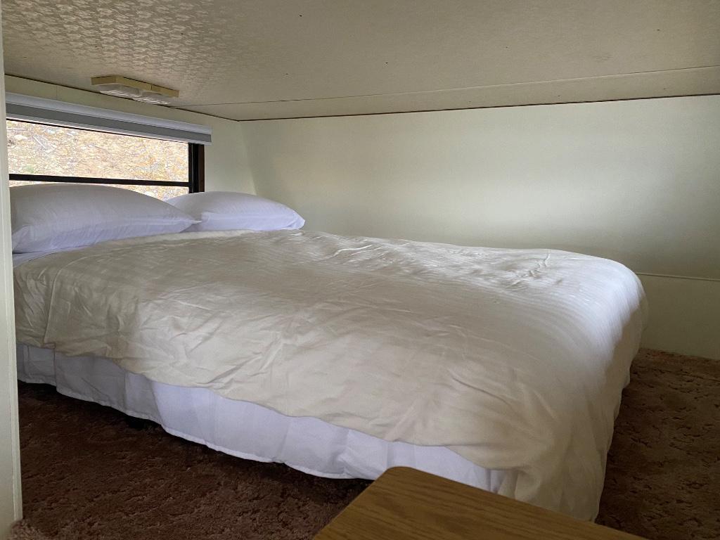 1 Bed / 1 Bath RV/Tiny House for Rent North Shuswap in Canada - Image 7