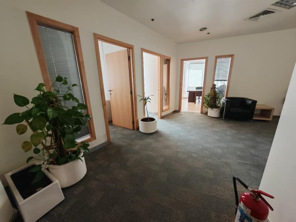 Office for Rent in Riggat Al Buteen – 1900 Sqft – Near Union Met in United Arab Emirates - Image 10