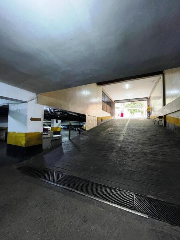 LOCAL COMERCIAL - SANTA ROSALIA - 2415 Mts2 en Caraballeda - Imagen 4