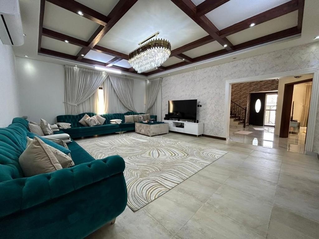 Villa for Rent in Rawda 3 in Ajman - Image 4