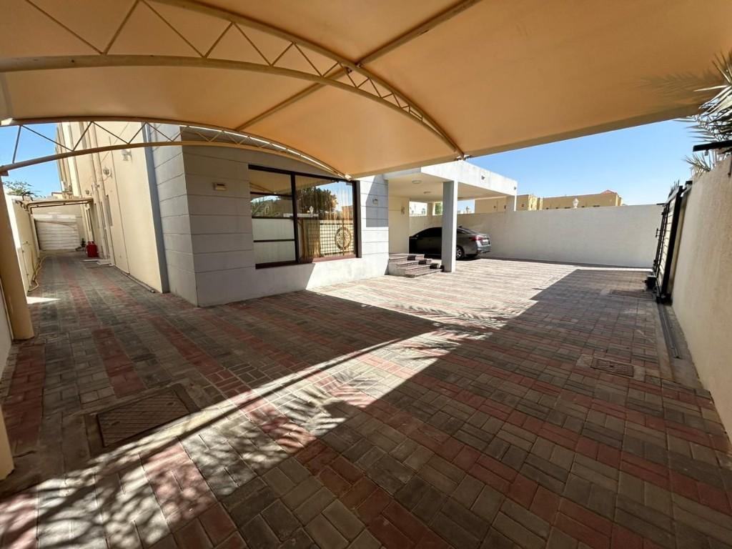 Villa for Rent in Rawda 3 in Ajman - Image 9